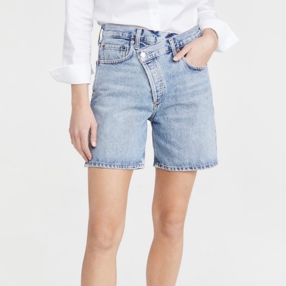 Agolde Criss across Shorts Size 27